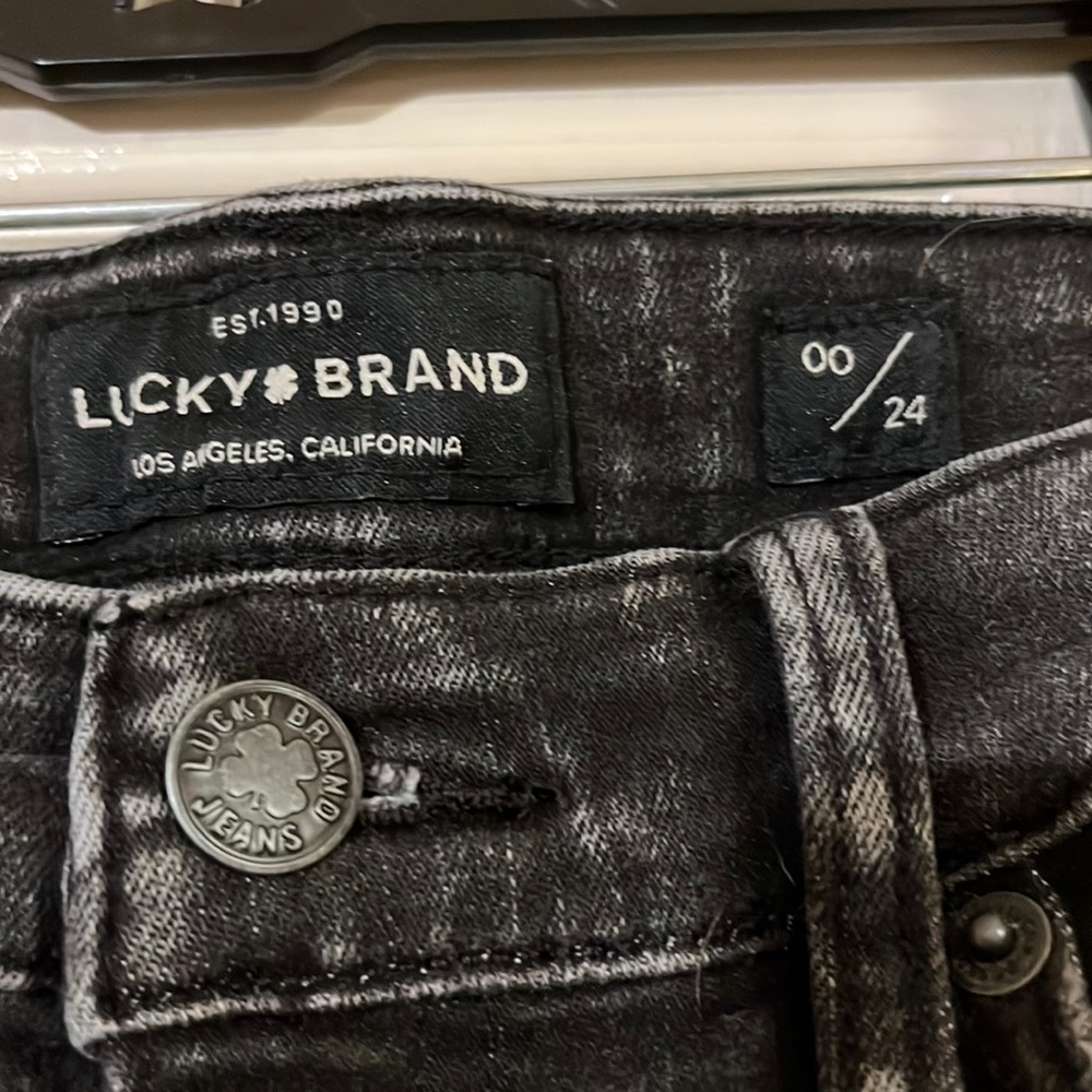 Lucky brand skinny jeans